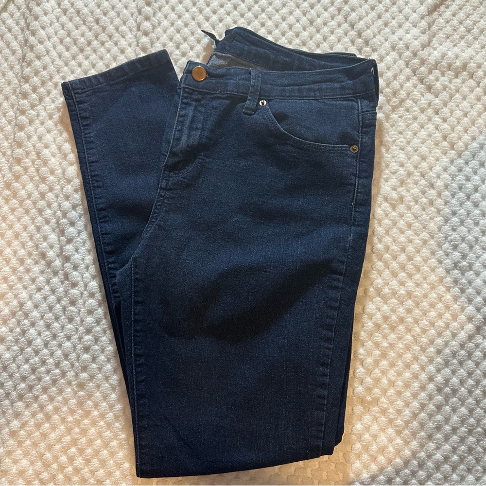 Forever 21 - Picture 3 of 3